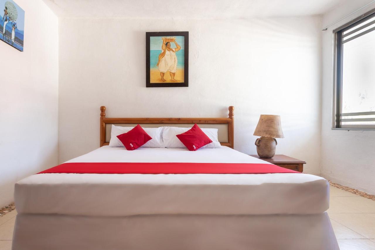 Pelican Inn At Las Dunas เชเลม ภายนอก รูปภาพ