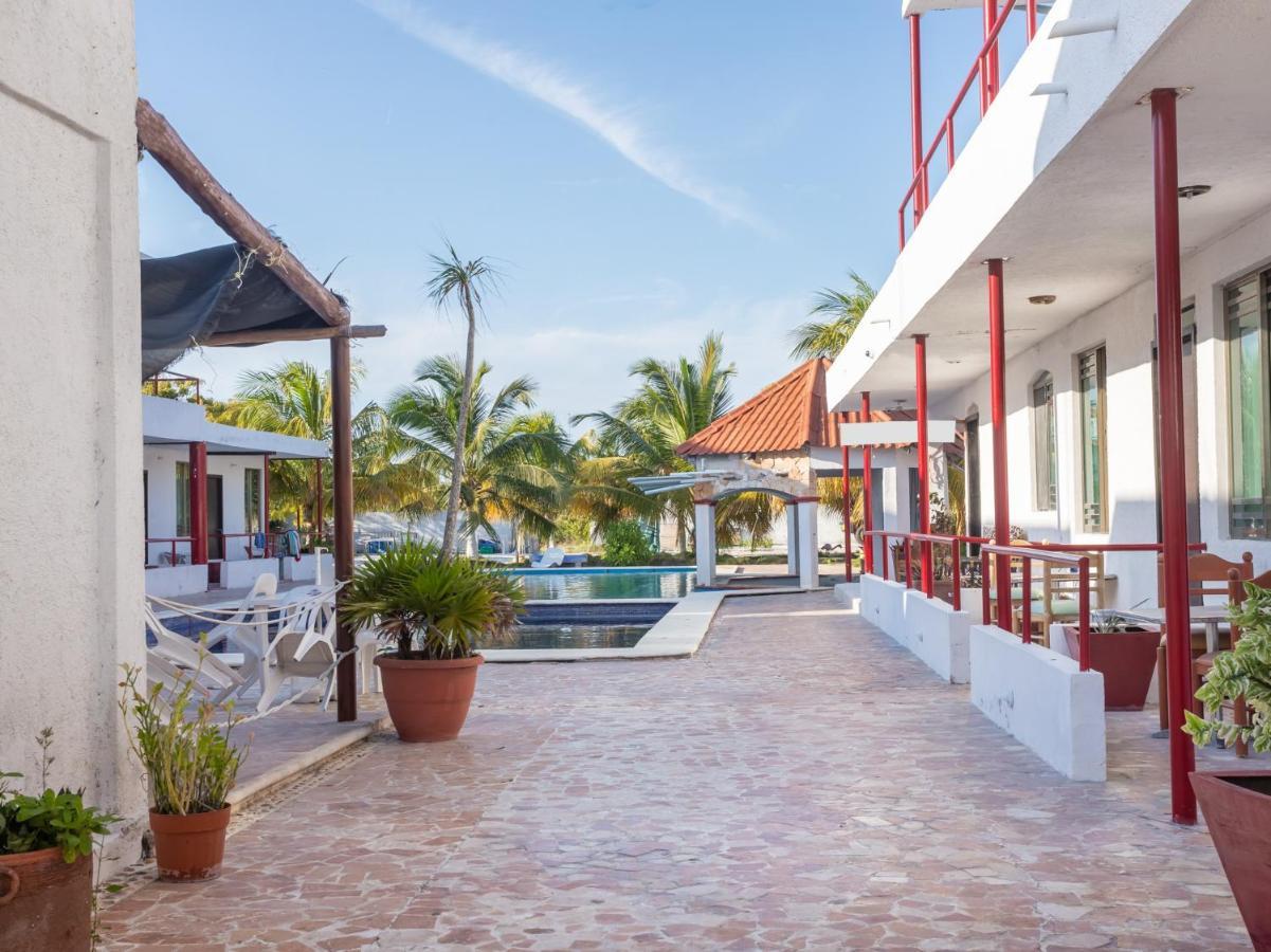 Pelican Inn At Las Dunas เชเลม ภายนอก รูปภาพ